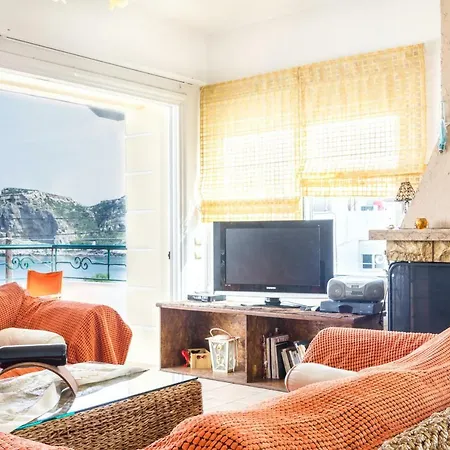 Kaya Sea Apts - Stegna 펜션