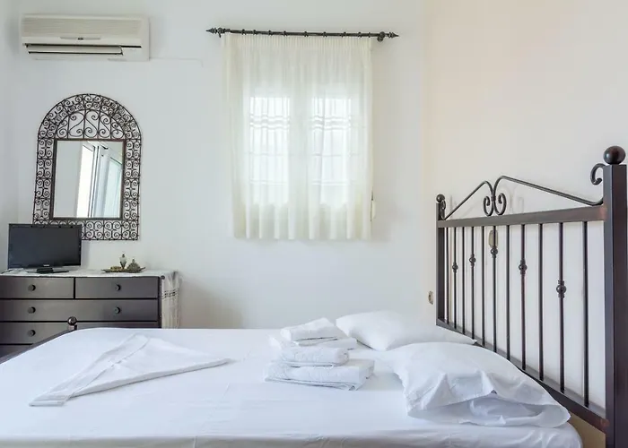 Kaya Sea Apts - Stegna 度假居